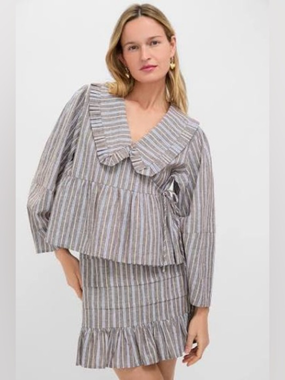 Tuckernuck Dove Stripe Linen Bethany Blouse
